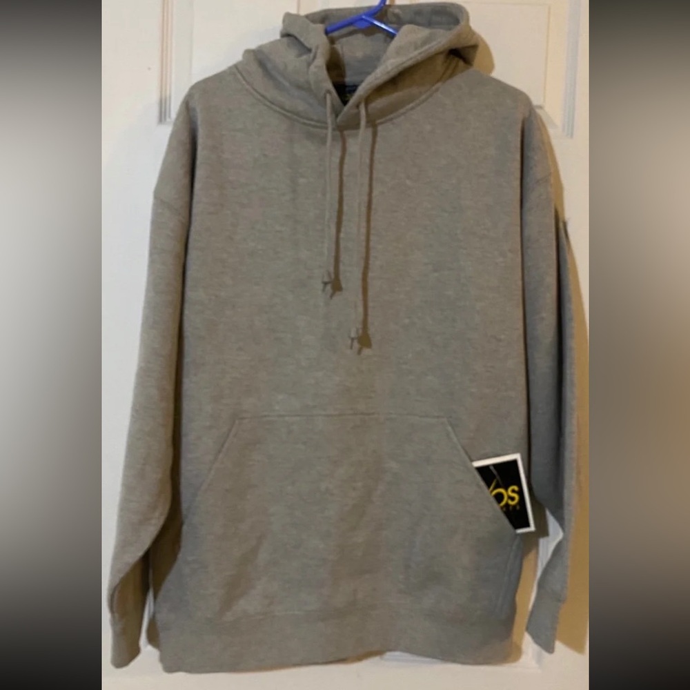 New- Heavyweight Gray Hoodie 
Size Small